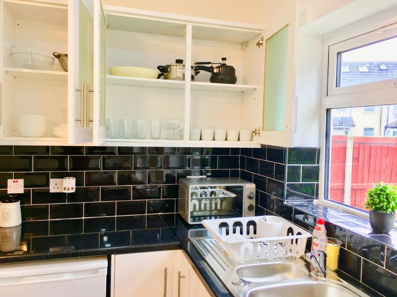 London 2 Bedroom Apartment, Kitchen, Reception And Private Garden Exterior foto